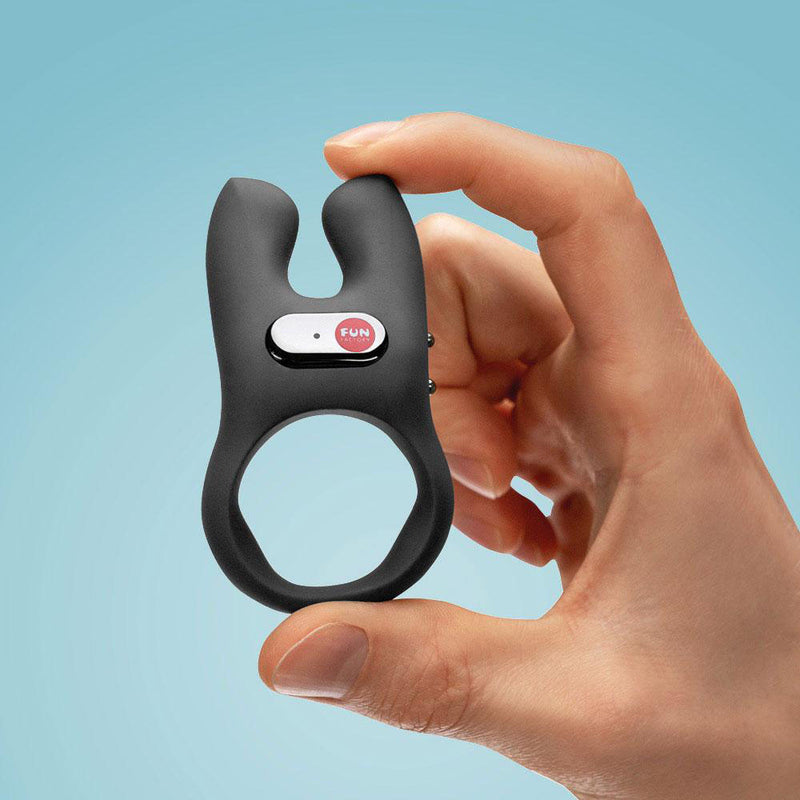Fun Factory NOS black - Black USB Rechargeable Vibrating Cock Ring