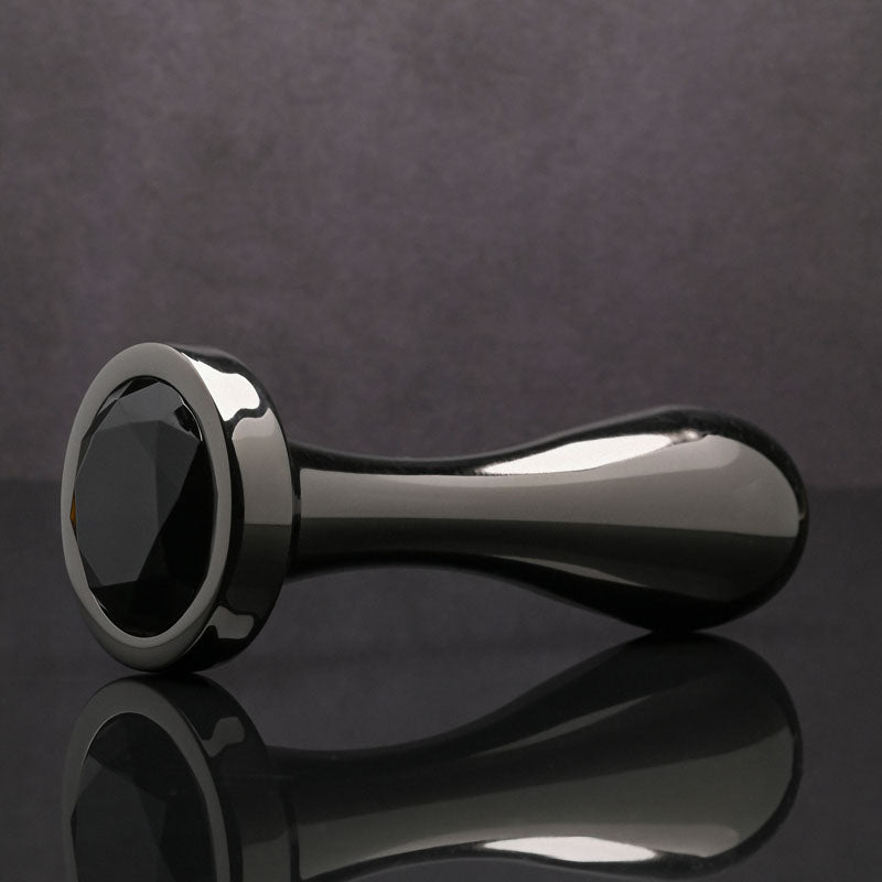 Gender X BLACK PEARL - Gunmetal 12.4 cm Metal Butt Plug with Black Gem Base